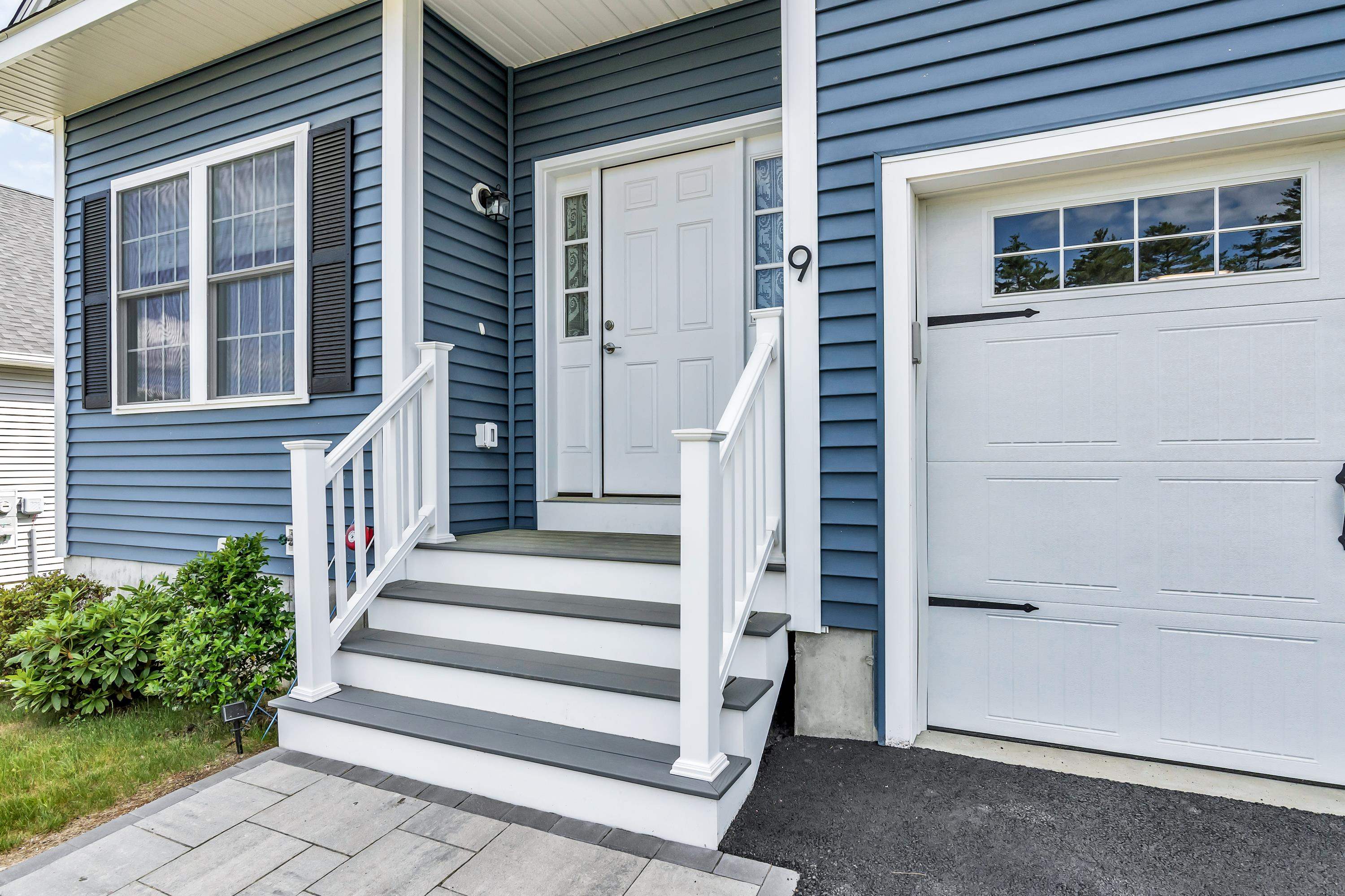 9 Venus Way, Unit 23 Pelham, NH 03076 - Photo 2 of 19