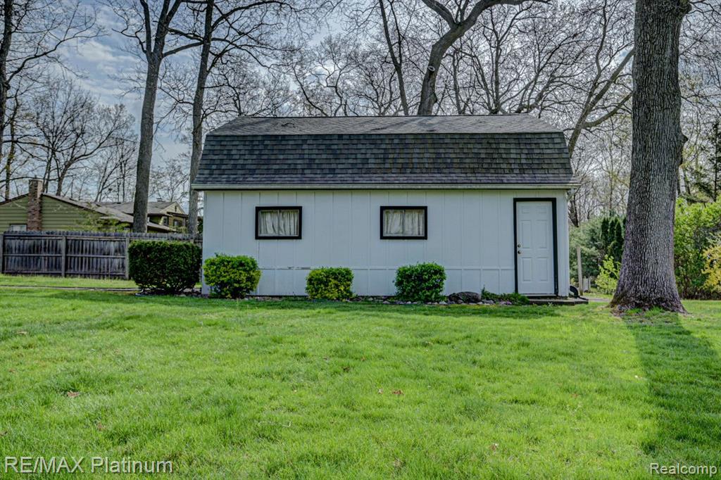 5287 Owen Road Linden, MI 48451 - Photo 52 of 53