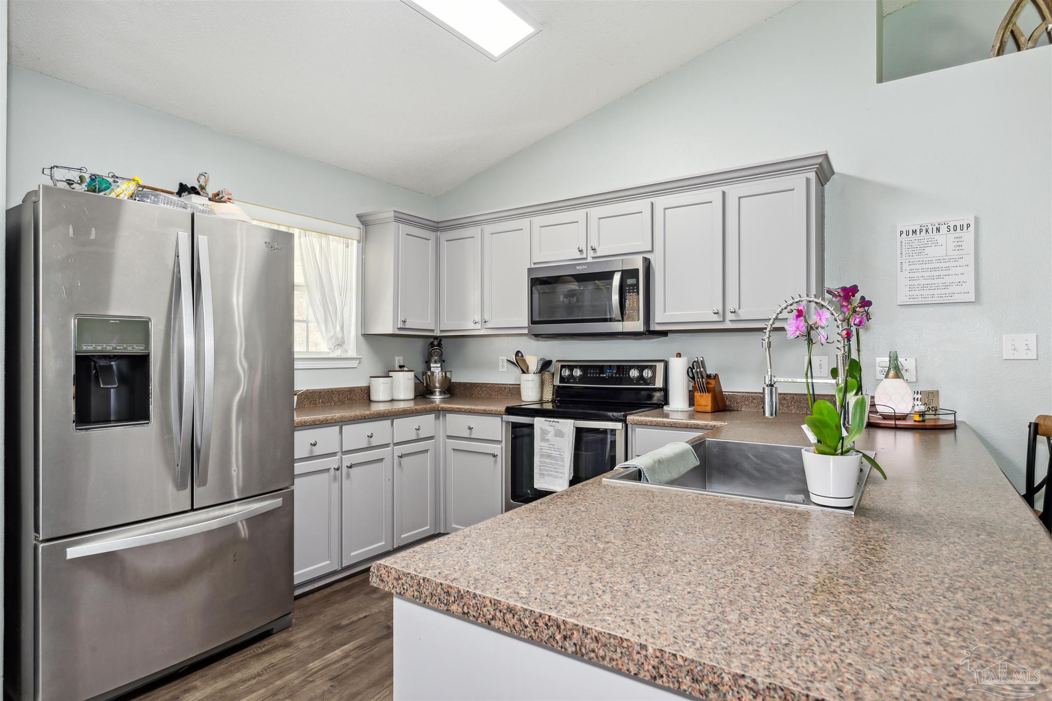 6872 Da Lisa Road Milton, FL 32583 - Photo 12 of 32