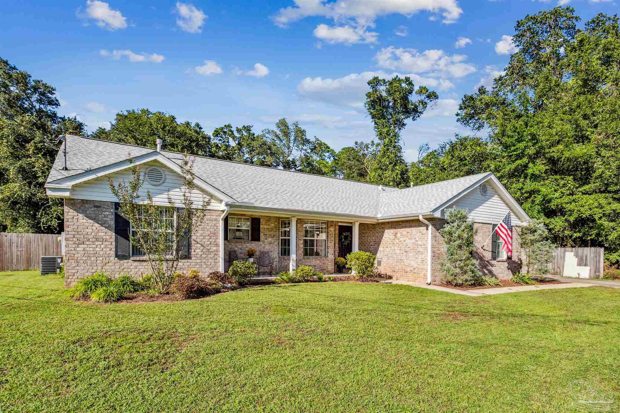 6872 Da Lisa Road Milton, FL 32583 - Photo 3 of 32