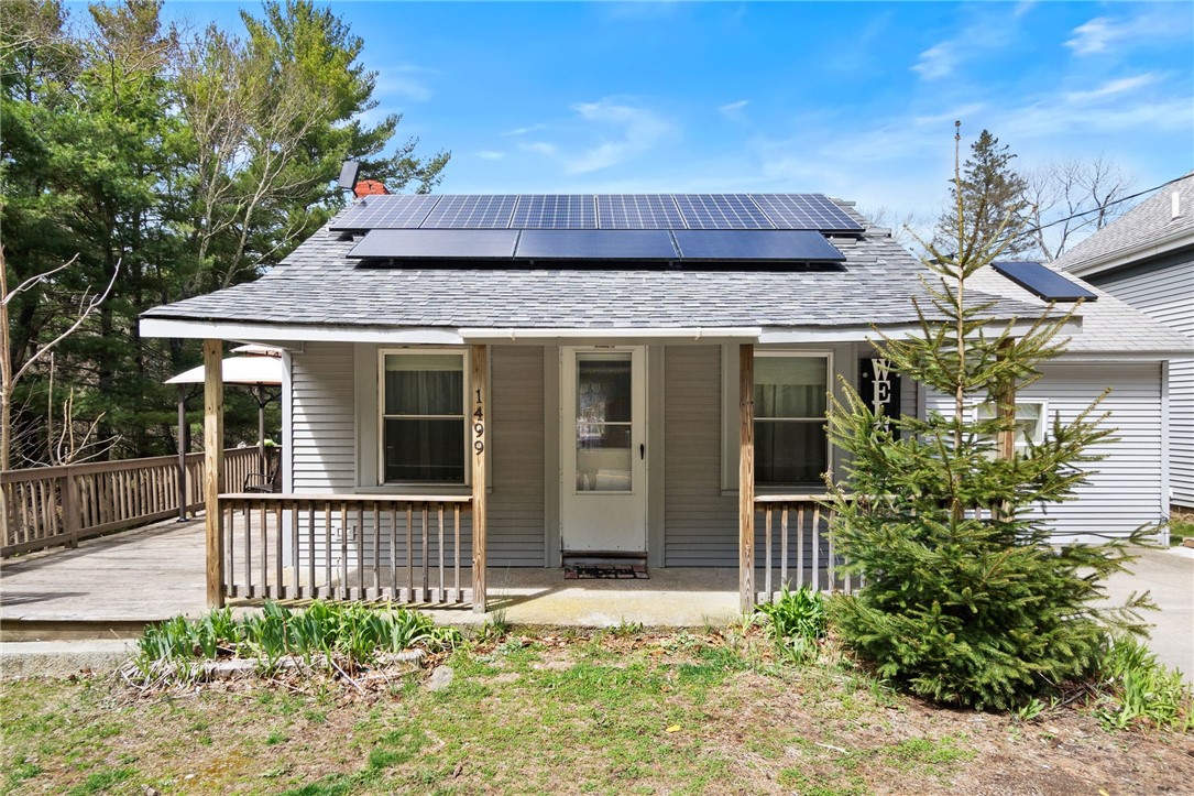 1497 Plainfield Pike Scituate, RI 02815 - Photo 22 of 44