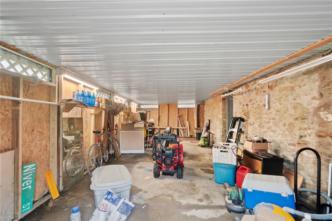 1497 Plainfield Pike Scituate, RI 02815 - Photo 41 of 44