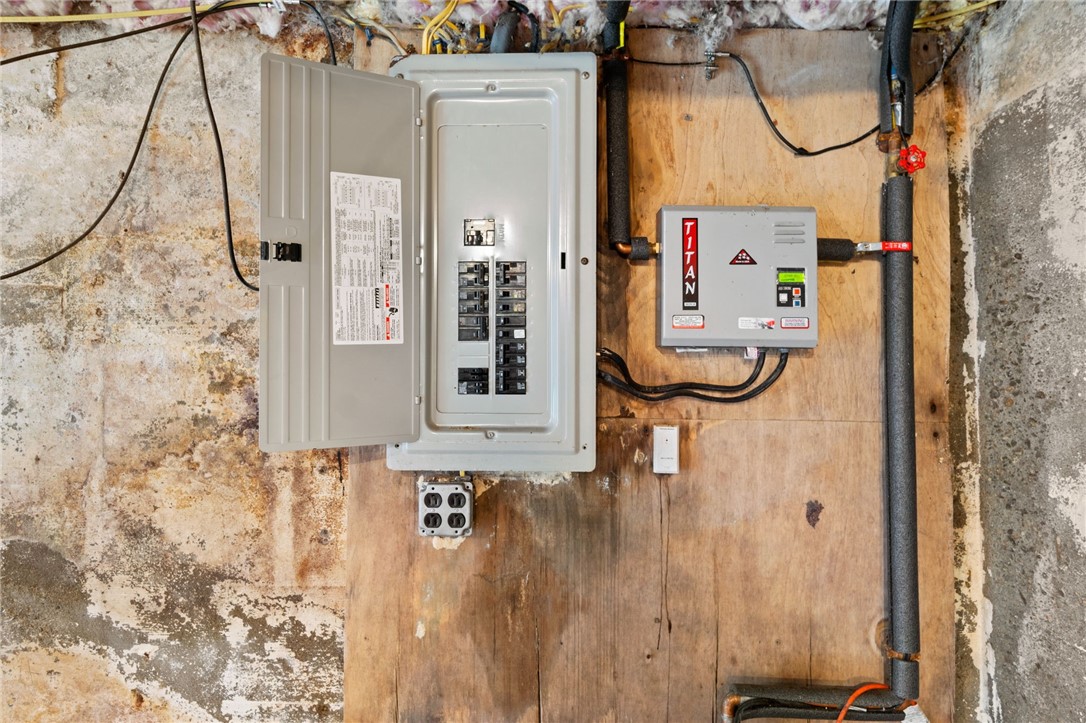 1497 Plainfield Pike Scituate, RI 02815 - Photo 43 of 44