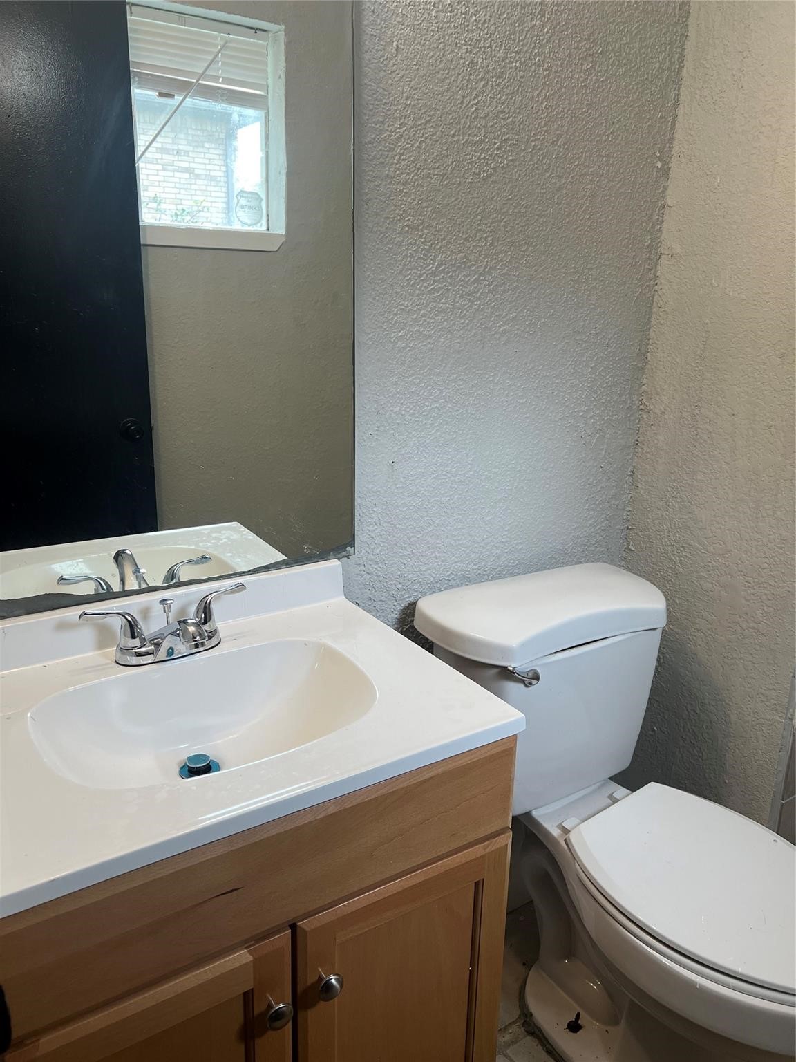 10902 Jutland Road Houston, TX 77048 - Photo 12 of 18