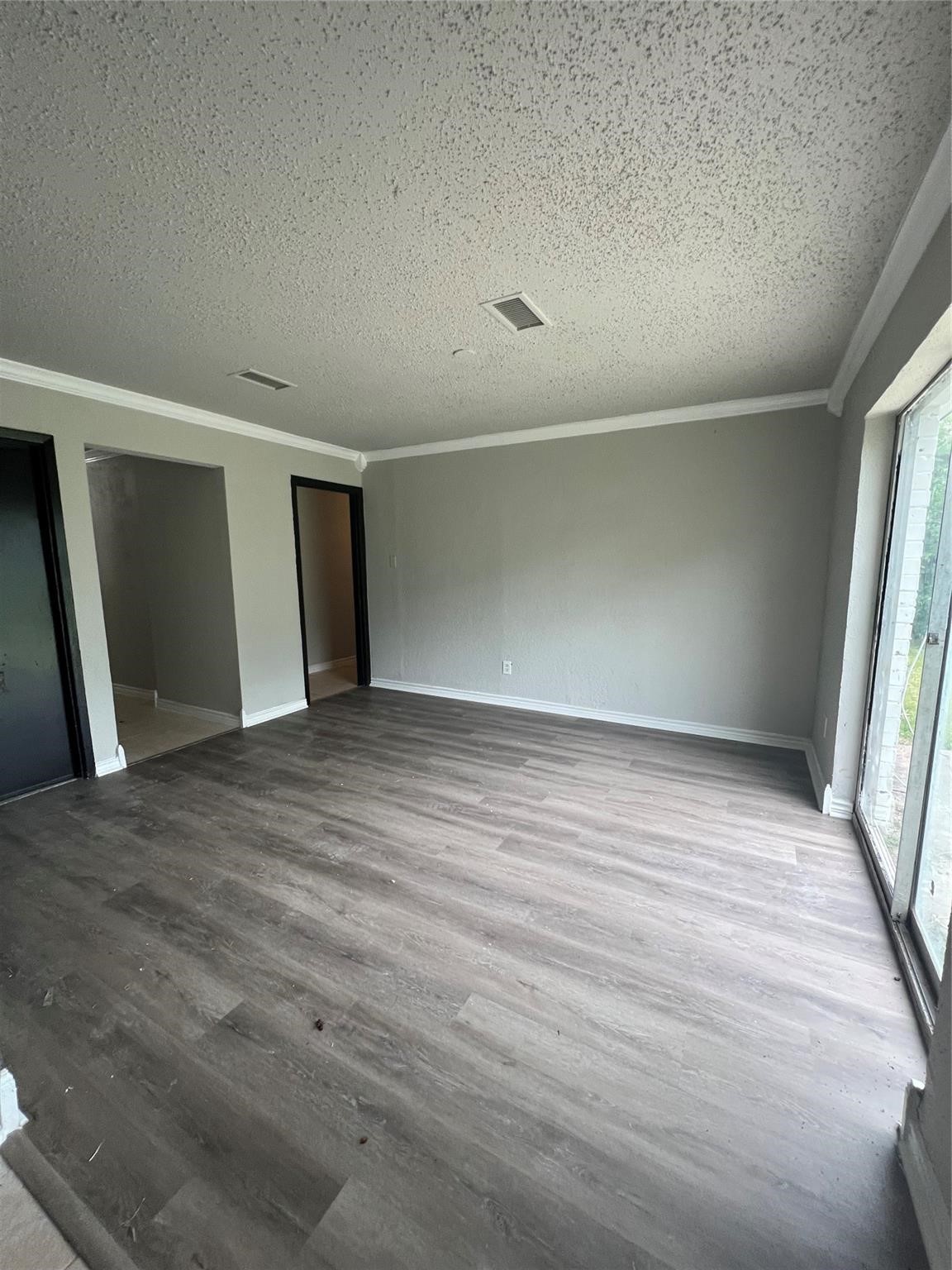 10902 Jutland Road Houston, TX 77048 - Photo 2 of 18