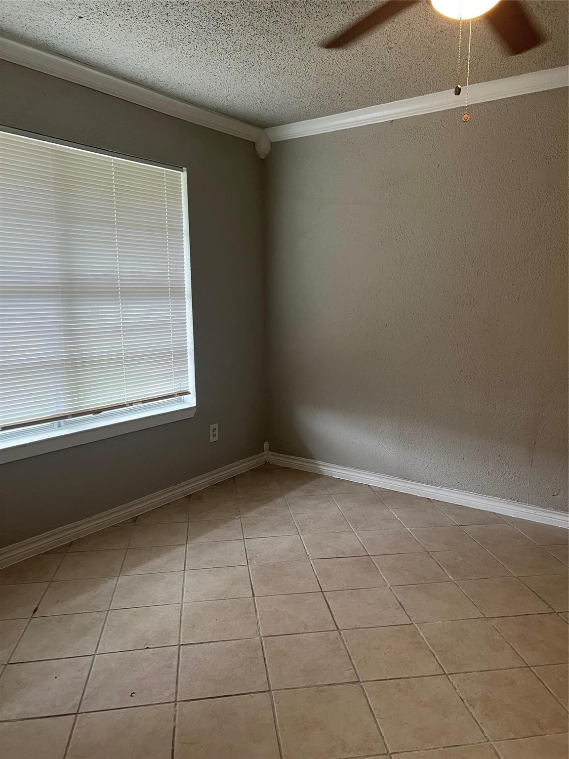 10902 Jutland Road Houston, TX 77048 - Photo 8 of 18