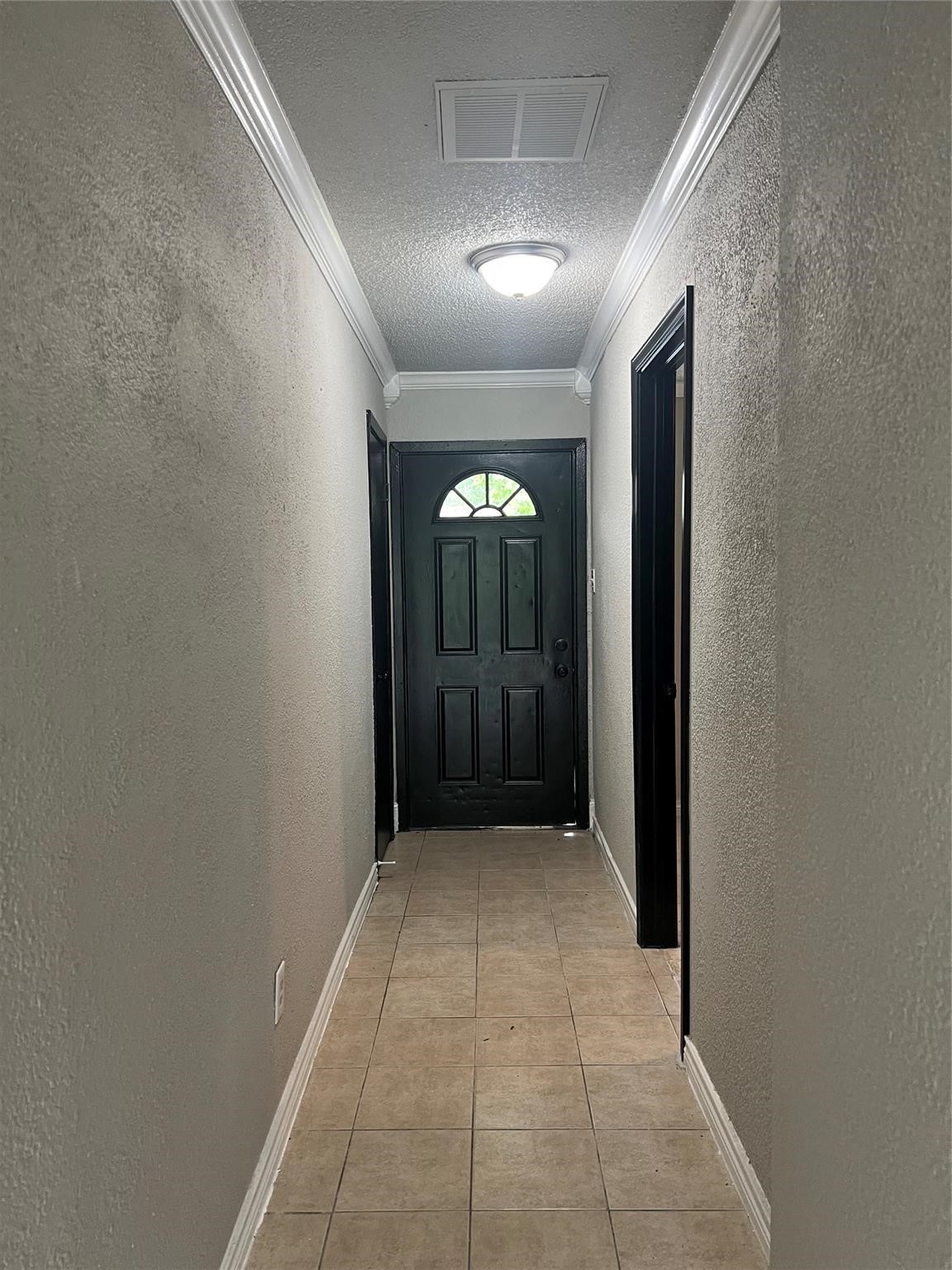 10902 Jutland Road Houston, TX 77048 - Photo 8 of 20 a view of gallery
