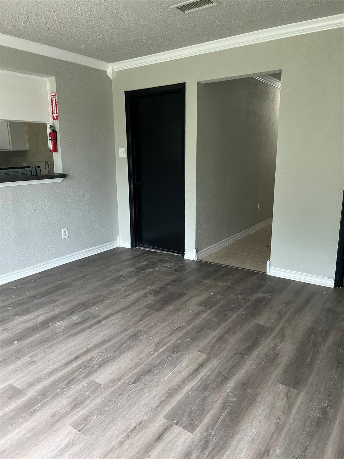 10902 Jutland Road Houston, TX 77048 - Photo 9 of 18