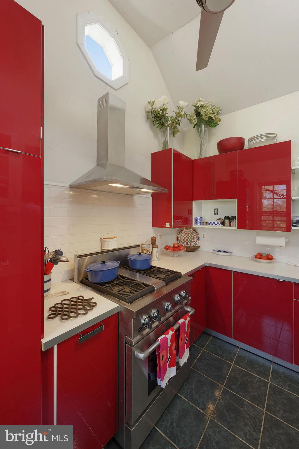 1176 Delaplane Grade Road Upperville, VA 20184 - Photo 11 of 30 Gourmet Kitchen with gas stove & plenty of light