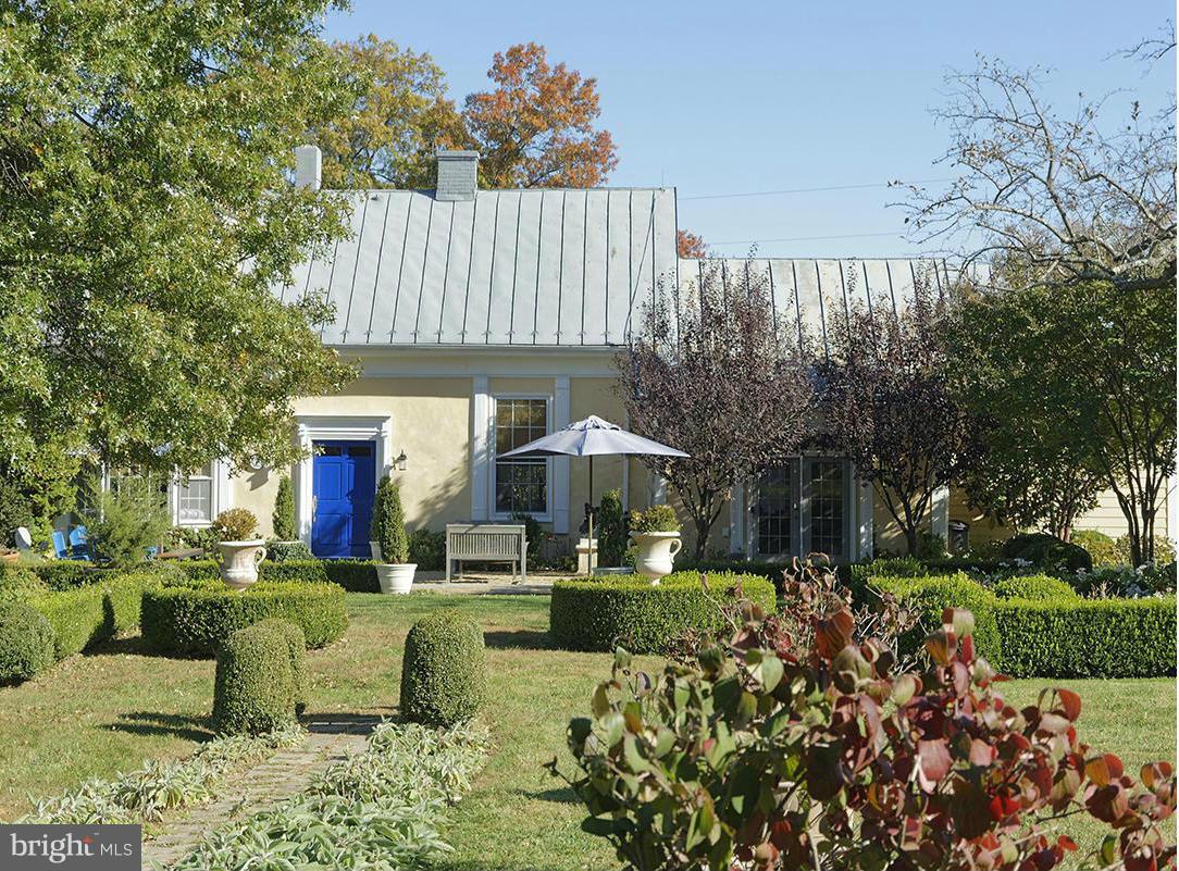 1176 Delaplane Grade Road Upperville, VA 20184 - Photo 3 of 30 View of the original schoolhouse door - now blue!