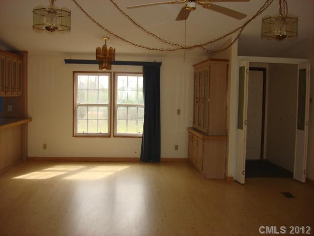 7017 Schronce Road Iron Station, NC 28080 - Photo 5 of 14 Gallery Image 5