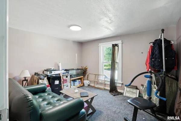 $184,000 | 24776 178th Street, Pleasant Valley, IA 52767