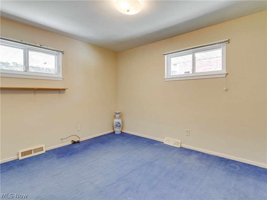 488 Harris Road Cleveland, OH 44143 - Photo 24 of 27 Third bedroom.