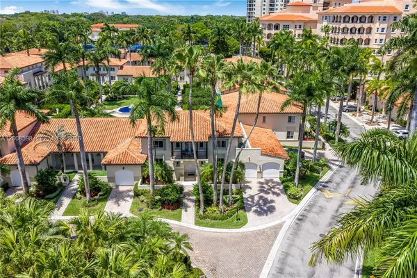 $9,750 | 13636 Deering Bay Drive, Coral Gables, FL 33158