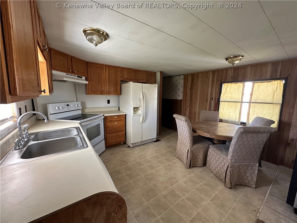 478 Bud Chatten Road Leon, WV 25123 - Photo 17 of 28 Kitchen