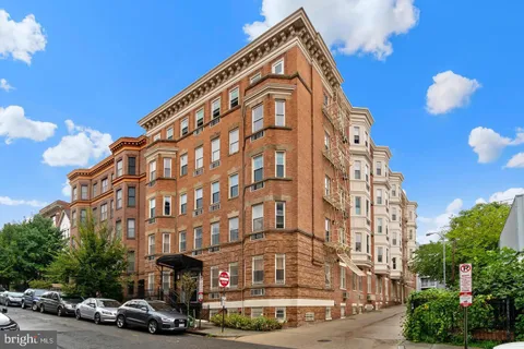 $325,000 | 1415 Chapin Street Northwest, Unit 204, Washington, DC 20009