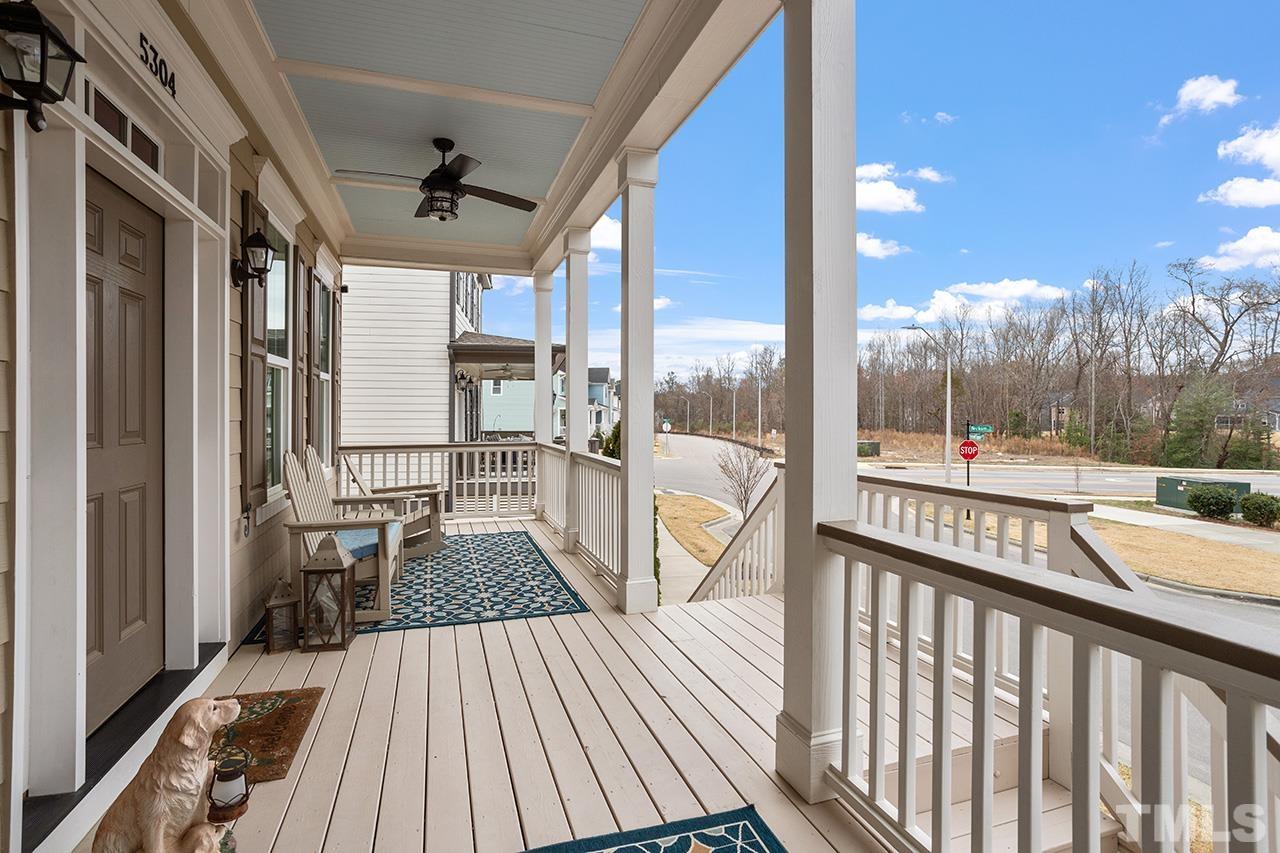 5304 Crescent Square Street Raleigh, NC 27616 - Photo 4 of 38 Gallery Image 4