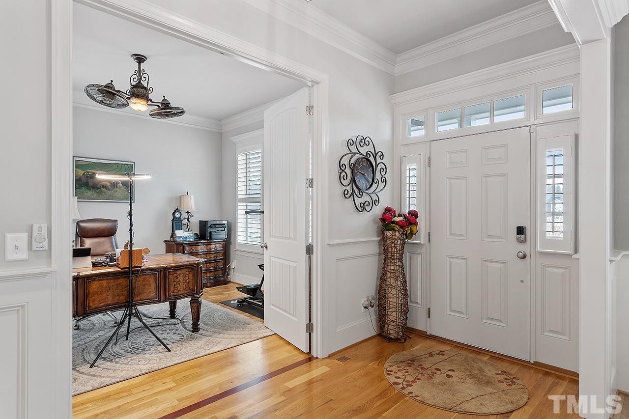 5304 Crescent Square Street Raleigh, NC 27616 - Photo 9 of 38 Gallery Image 9