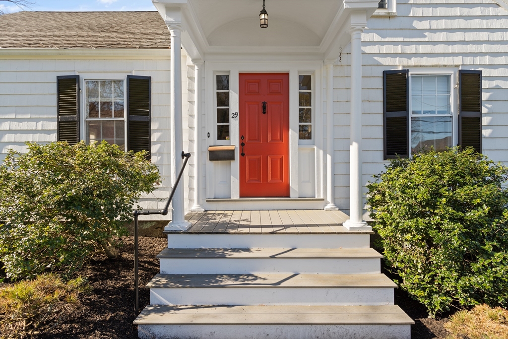 29 Kenwin Road Winchester, MA 01890 - Photo 7 of 35 Gallery Image 7