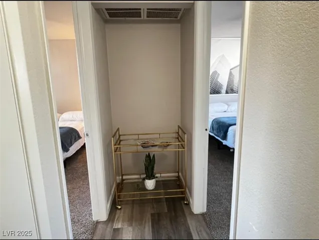 $2,300 | 6401 Evergreen Avenue, Las Vegas, NV 89107