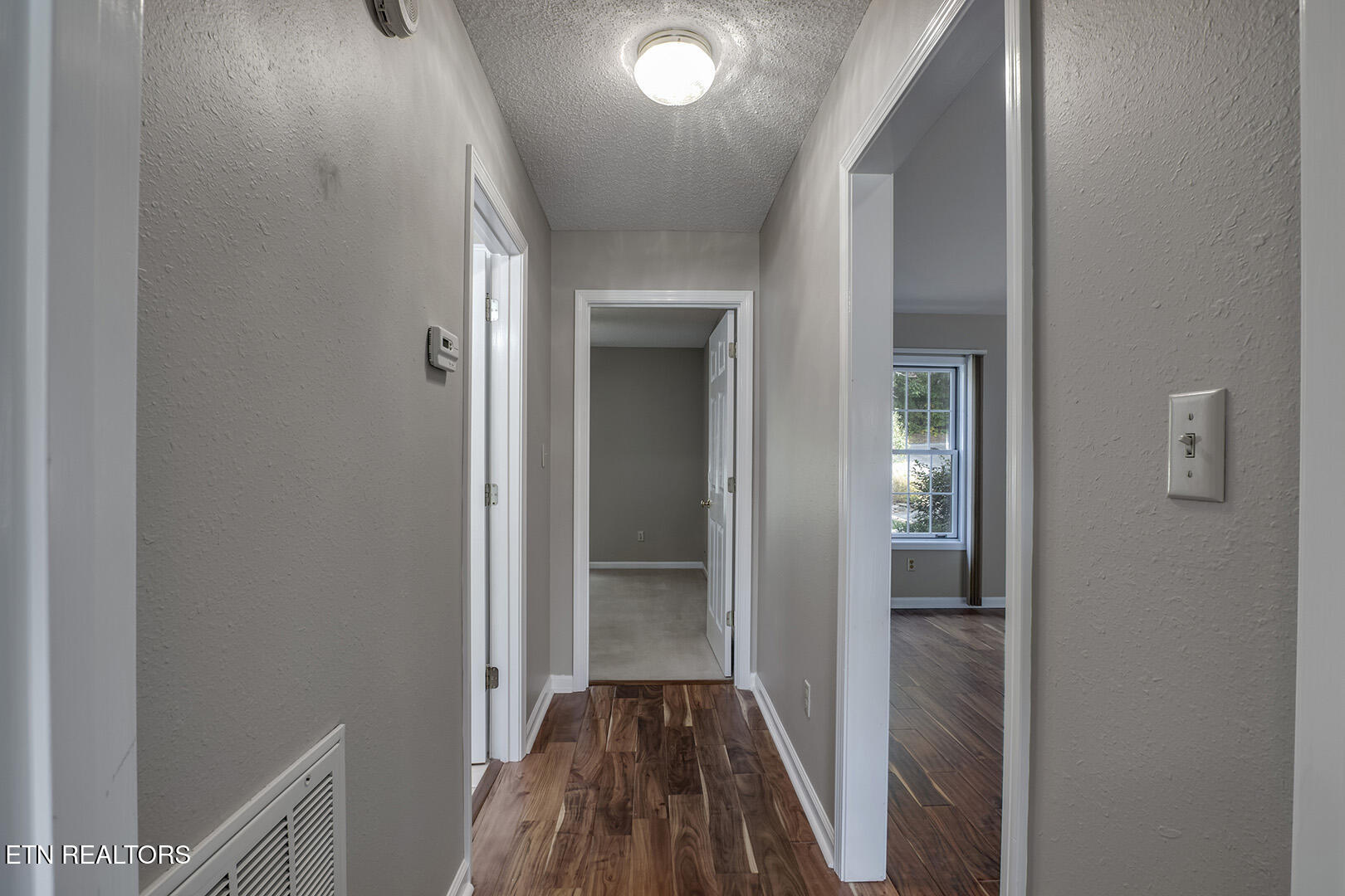 118 Toqua Club Way Loudon, TN 37774 - Photo 30 of 60 30_ToquaClubWay_118_GuestHall01