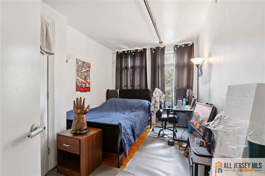 378 George Street New Brunswick, NJ 08901 - Photo 32 of 66