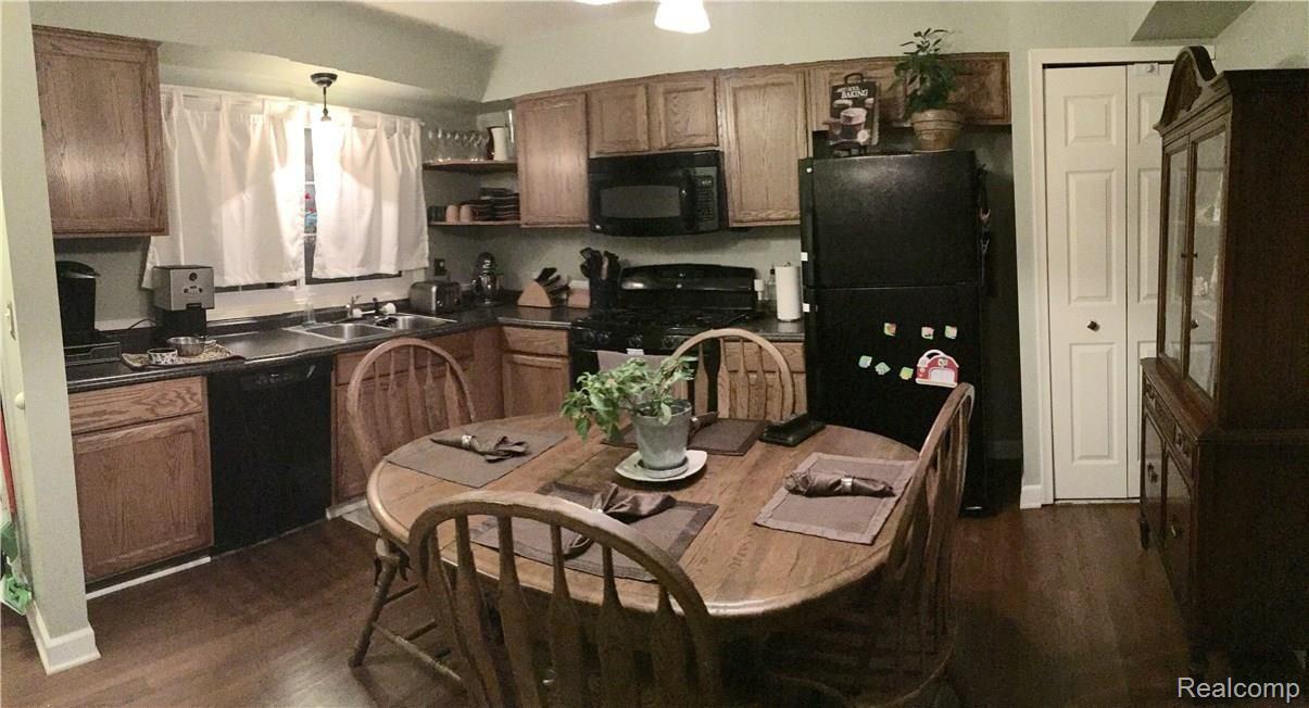31039 Hoover Road Warren, MI 48093 - Photo 6 of 45 File_004(3).jpeg