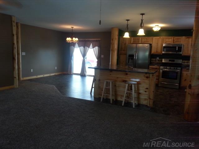 6758 Kilgore Road Croswell, MI 48422 - Photo 4 of 20 31337438-3.JPG