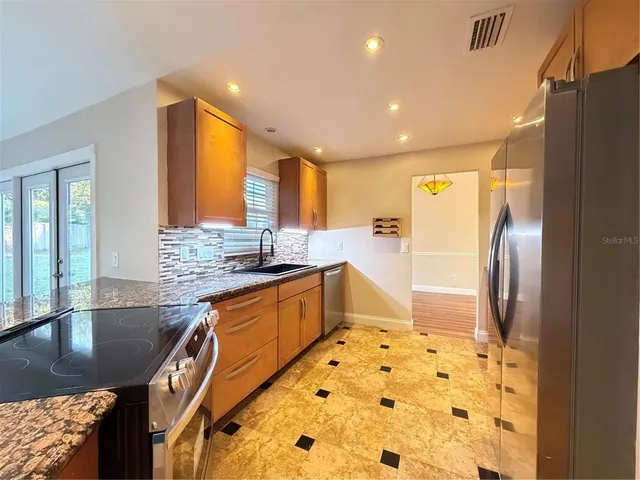 $2,850 | 221 Dempsey Way, Orlando, FL 32835