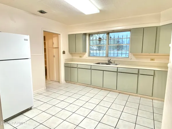 $900 | 801 2nd Street, Unit A, Rayne, LA 70578