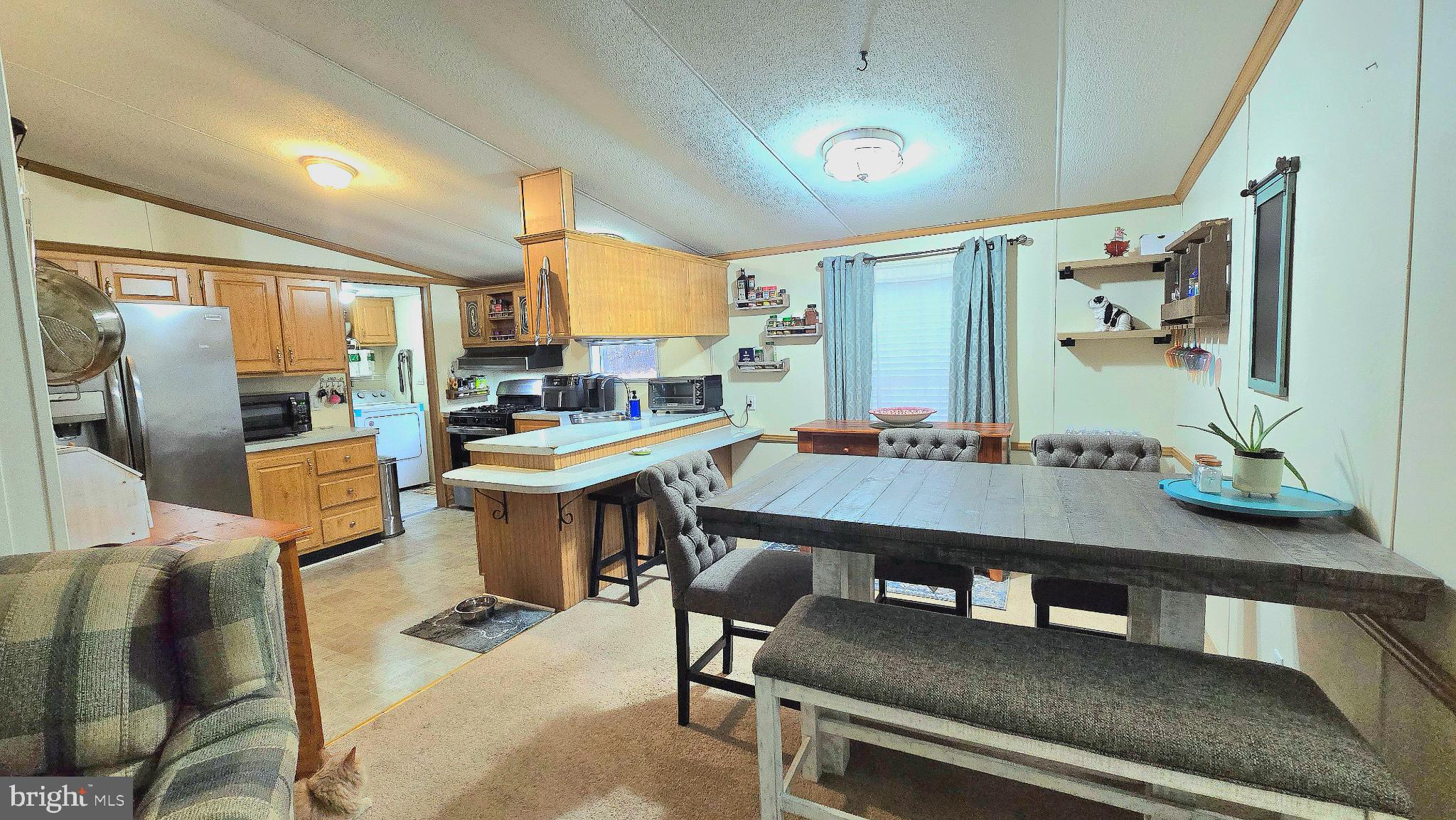845 Old Forge Road Oxford, PA 19363 - Photo 5 of 21 Large dining area off kitchen