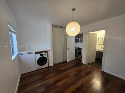 $1,950 | 1560 Pennsylvania Avenue, Unit 216, Miami Beach, FL 33139