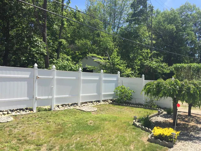 $259,000 | 3 Federal Hill Lane, Lee, NH 03861