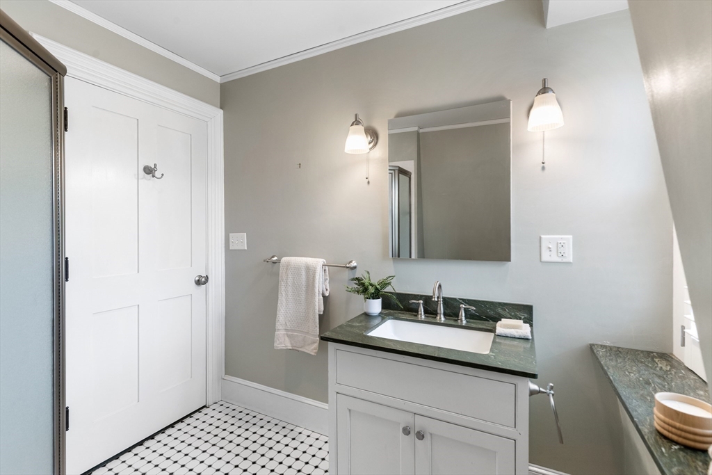 45 Teel Street Arlington, MA 02474 - Photo 22 of 42