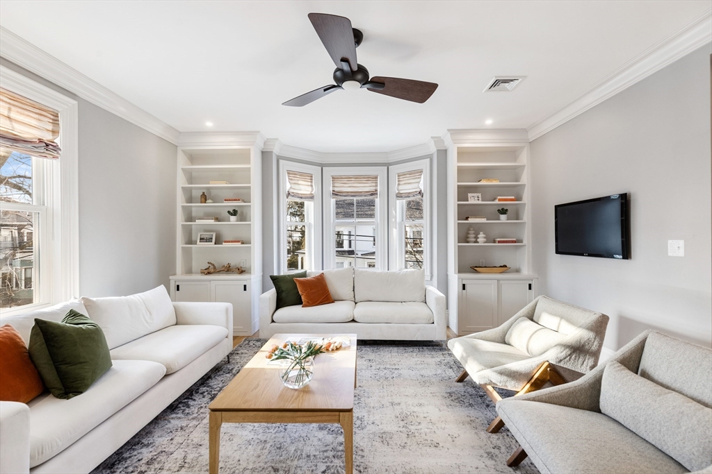 45 Teel Street Arlington, MA 02474 - Photo 5 of 42