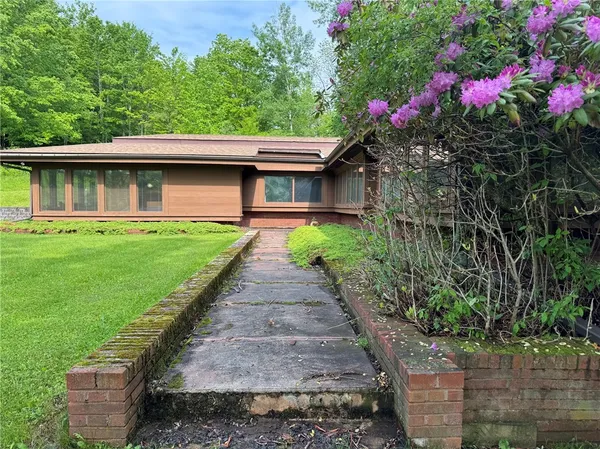 $399,500 | 56 St Michaels Place, Kortright, NY 13739