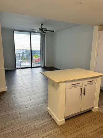 $2,290 | 1776 Polk Street, Unit 1605, Hollywood, FL 33020