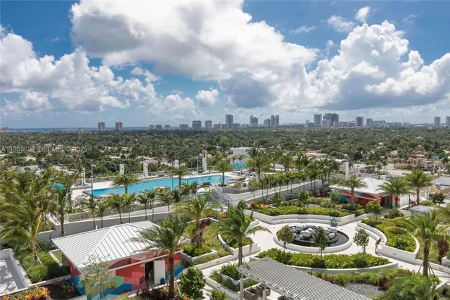 $2,290 | 1776 Polk Street, Unit 1605, Hollywood, FL 33020