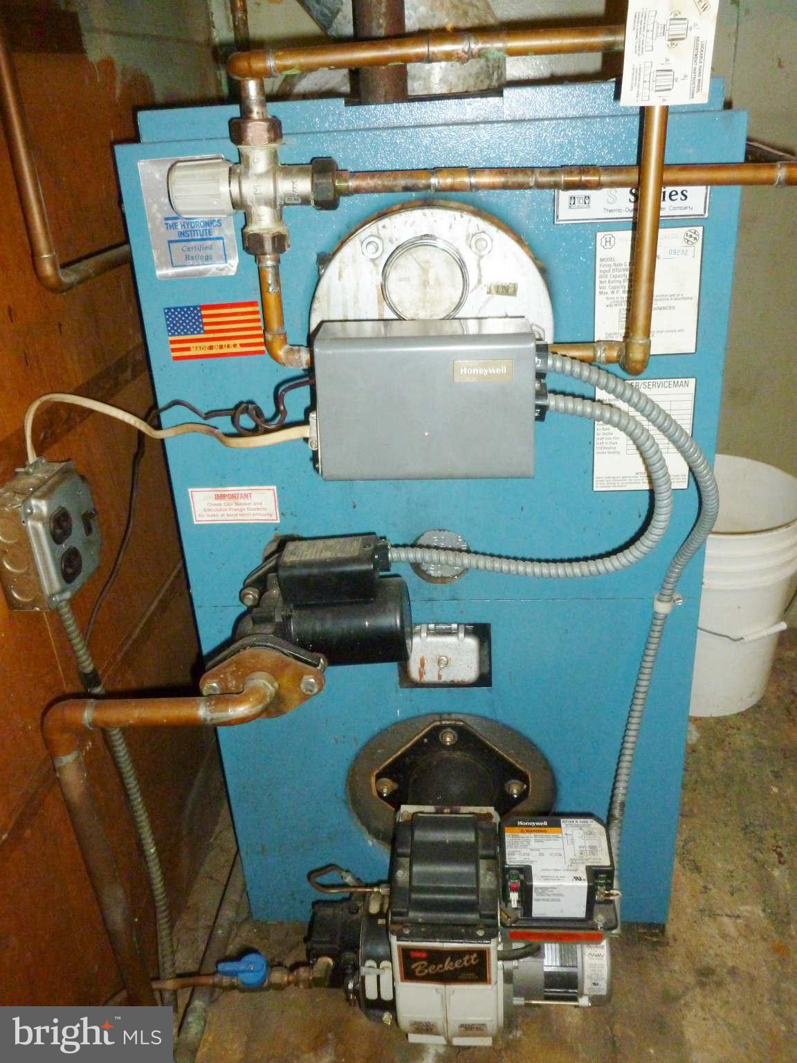 256 Nanticoke Road Baltimore, MD 21221 - Photo 22 of 26 boiler