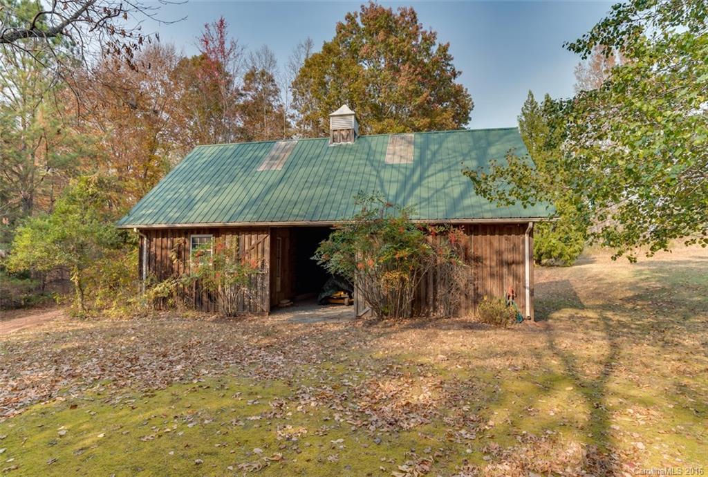 230 Woods End Road Rutherfordton, NC 28139 - Photo 5 of 24