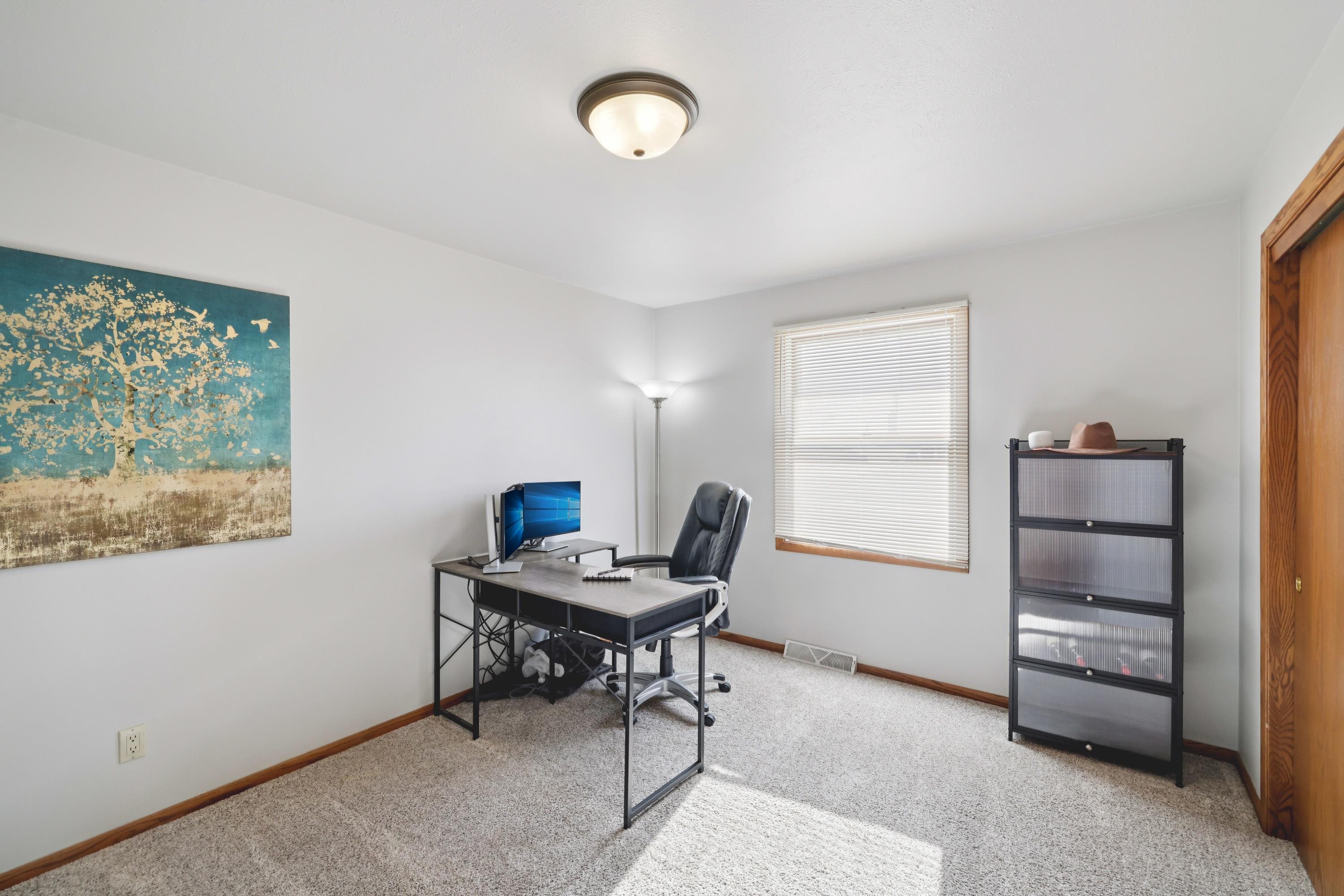 839 Kimseth Circle Deerfield, WI 53531 - Photo 12 of 41