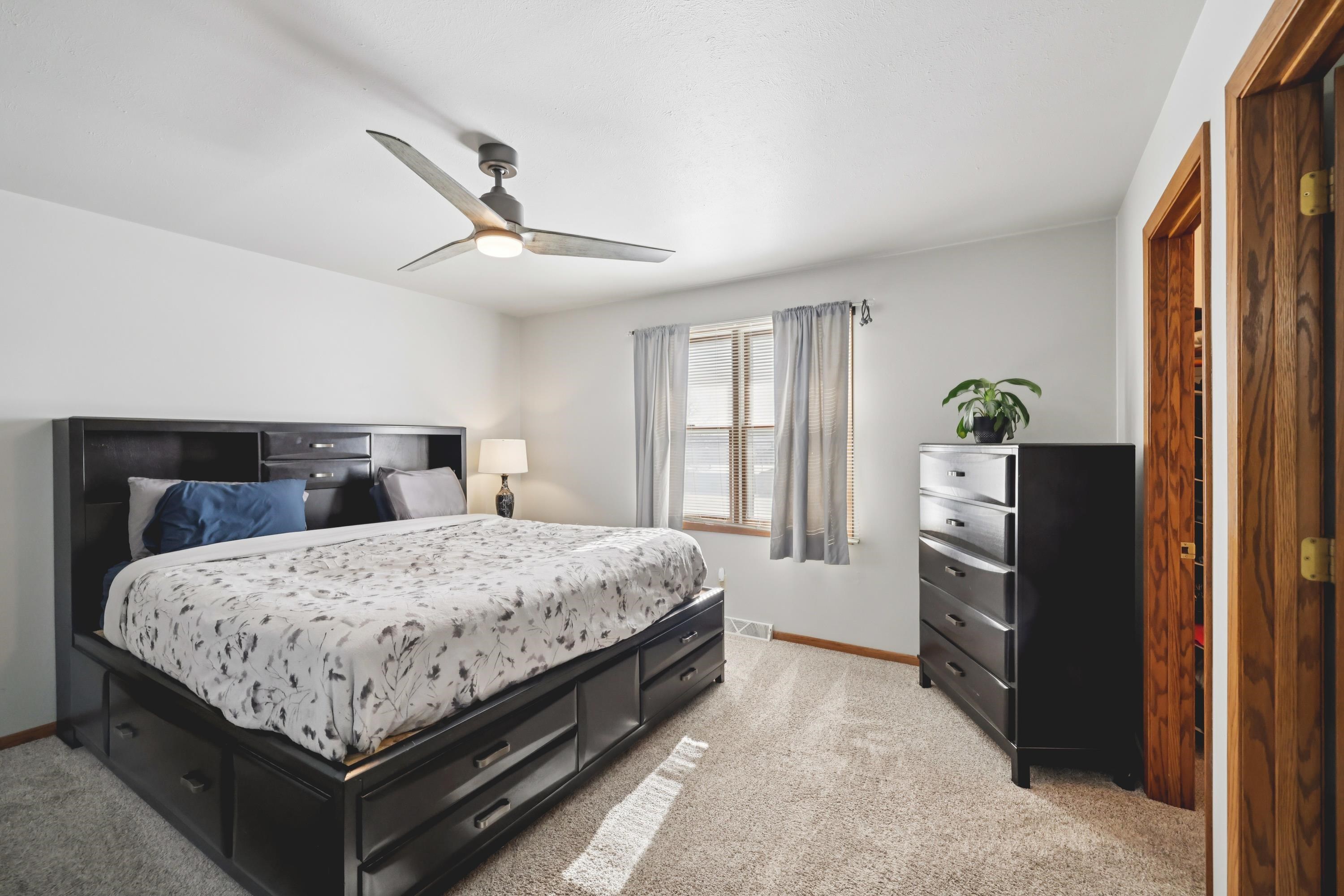 839 Kimseth Circle Deerfield, WI 53531 - Photo 16 of 41