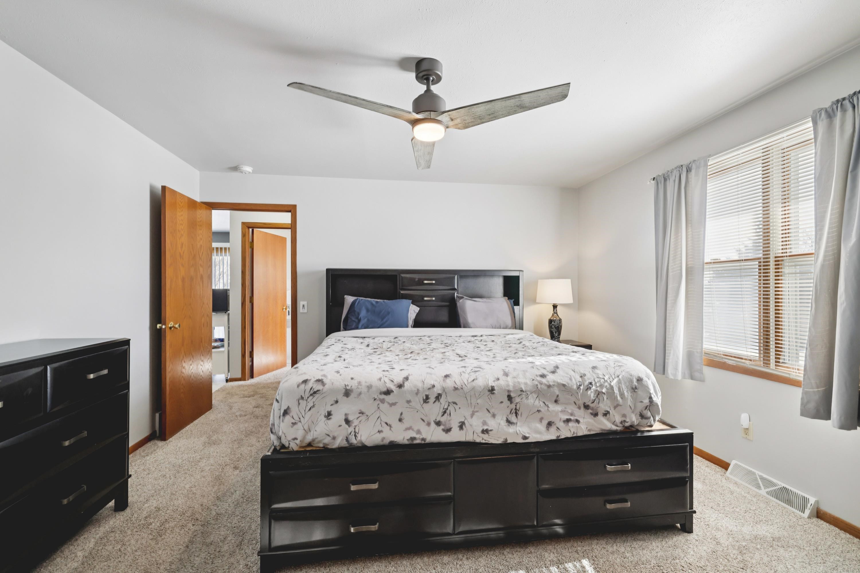 839 Kimseth Circle Deerfield, WI 53531 - Photo 21 of 41