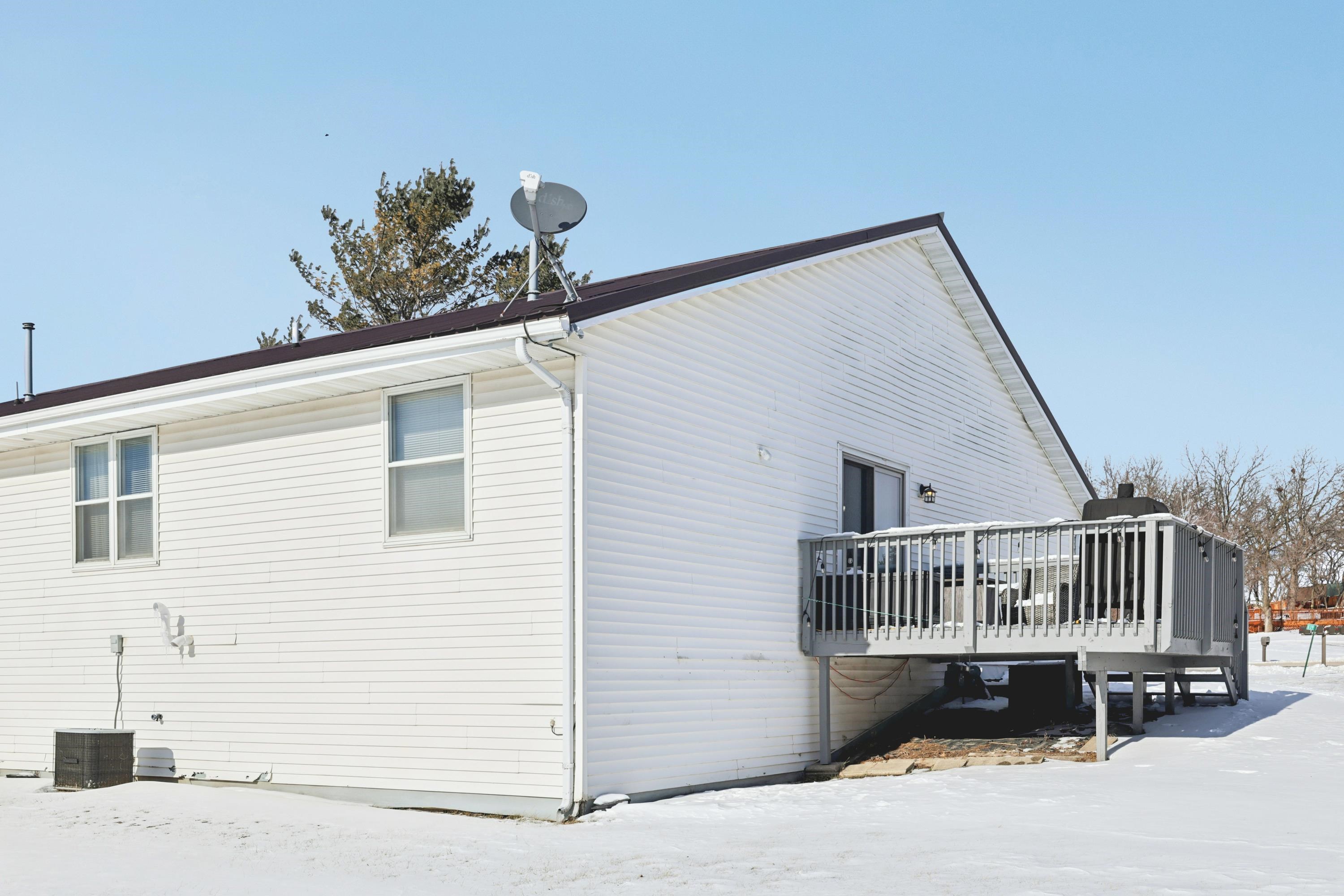 839 Kimseth Circle Deerfield, WI 53531 - Photo 32 of 41