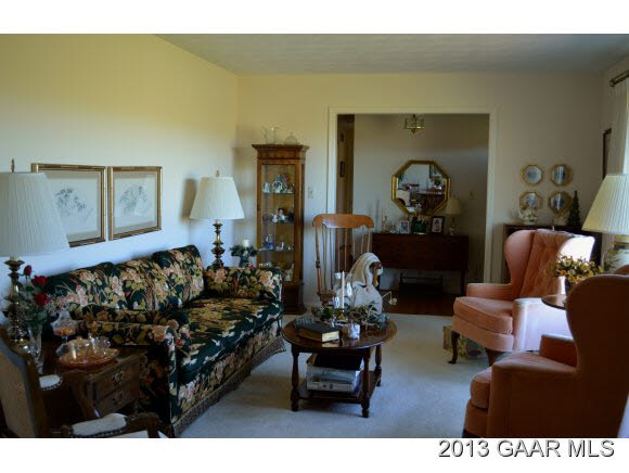 643 Old White Bridge Road Waynesboro, VA 22980 - Photo 4 of 15 a living room with furniture and a mirror
