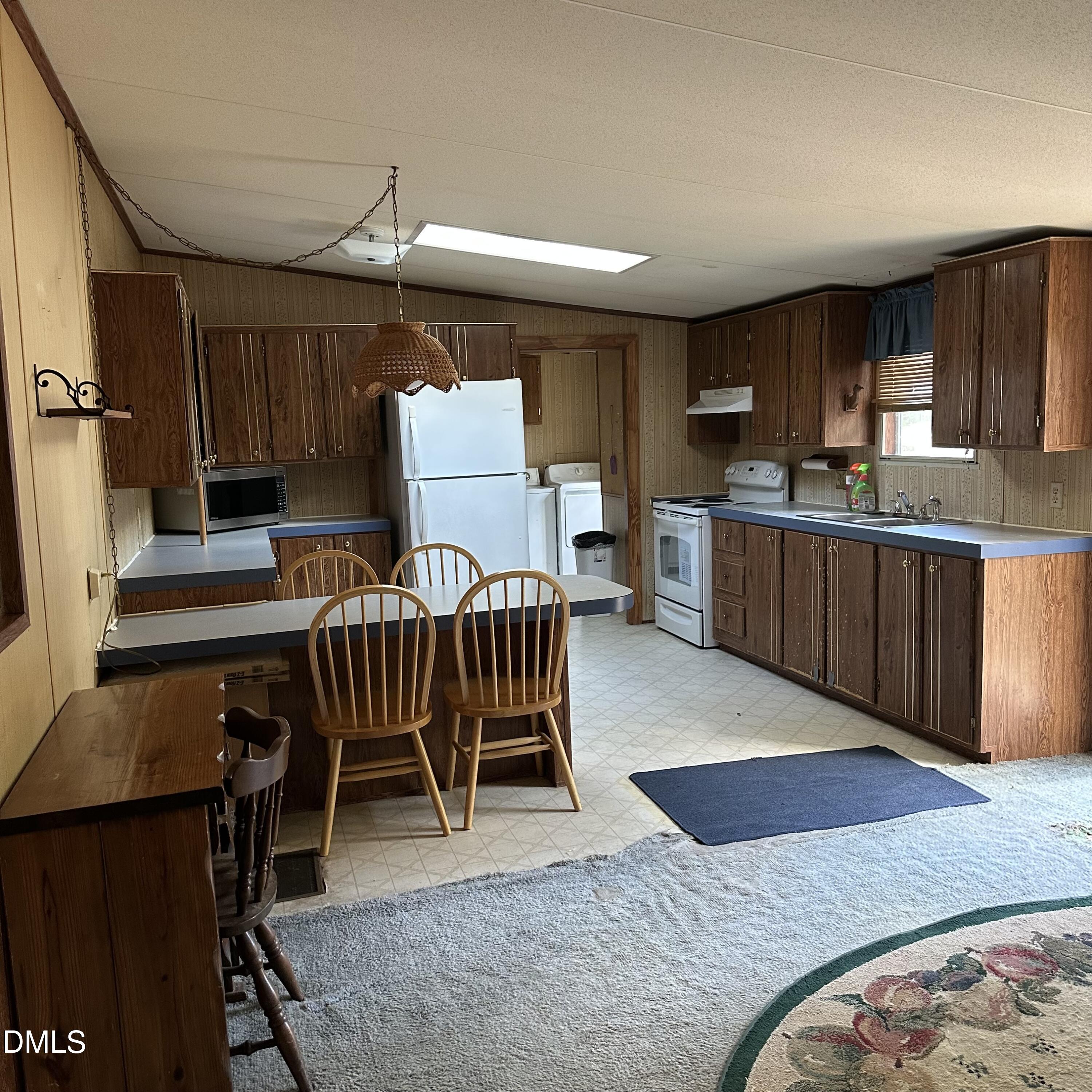 550 Phillips Road Selma, NC 27576 - Photo 10 of 16