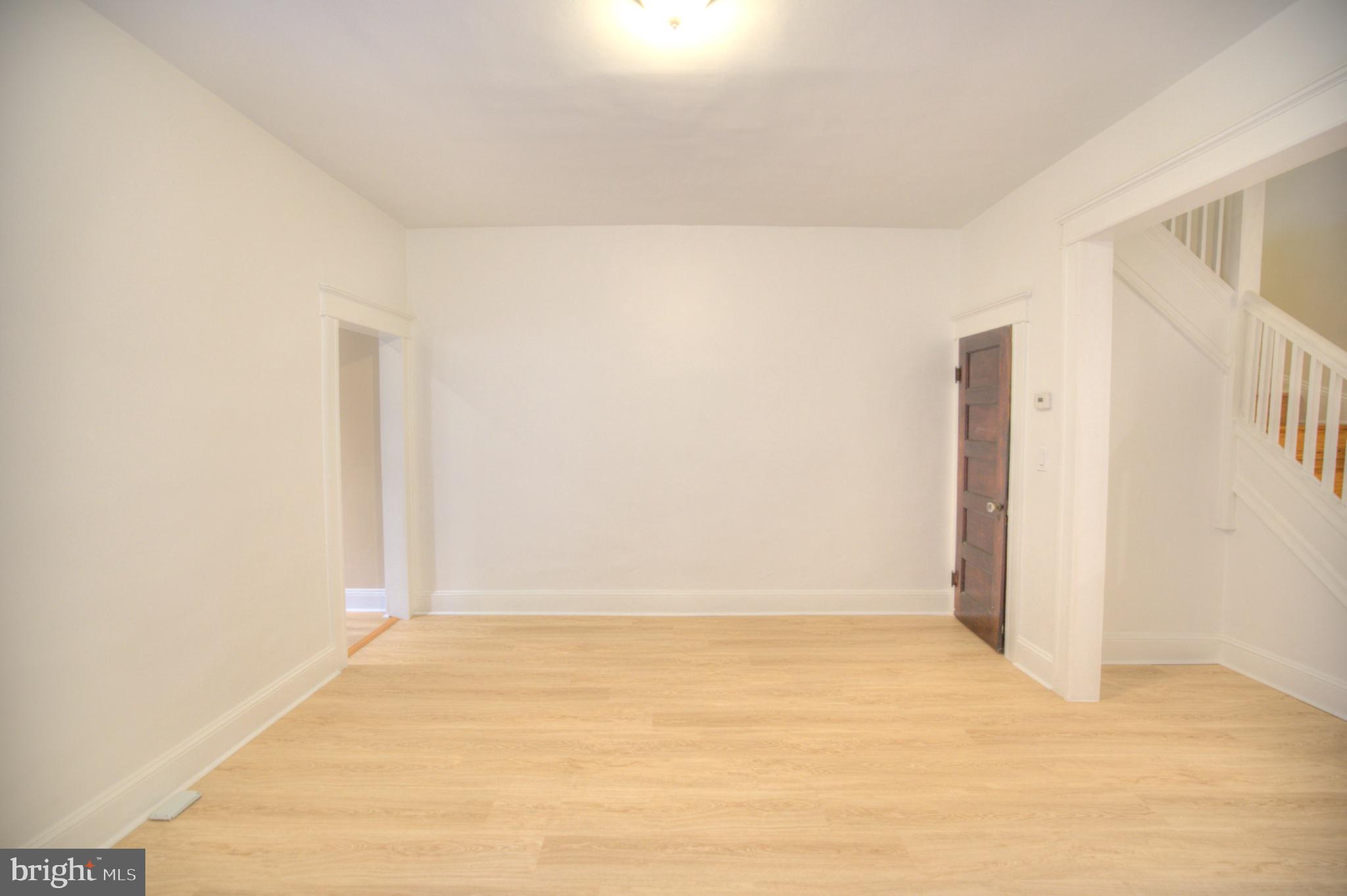 608 East 33rd Street Baltimore, MD 21218 - Photo 4 of 17 Dining room