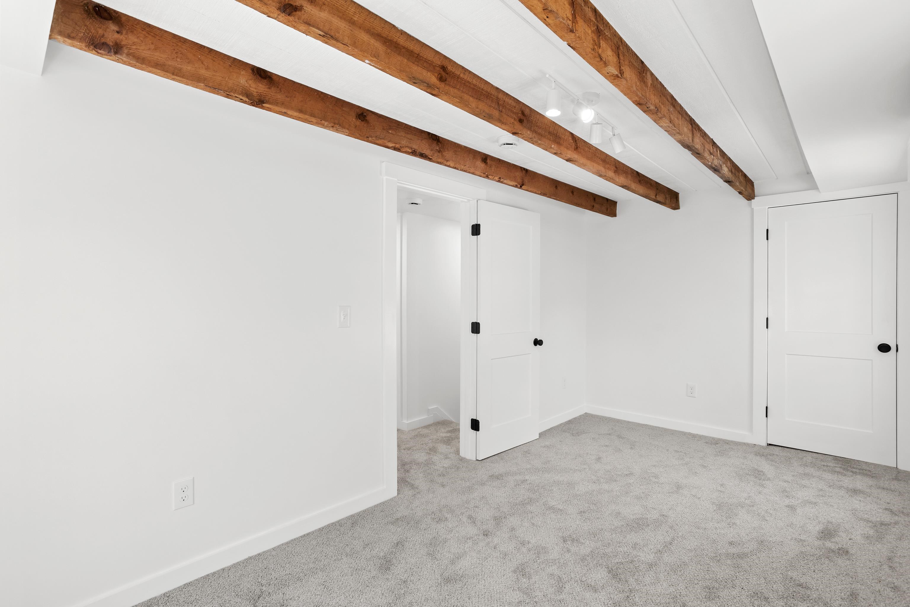 23 Depot Road Epping, NH 03042 - Photo 30 of 46