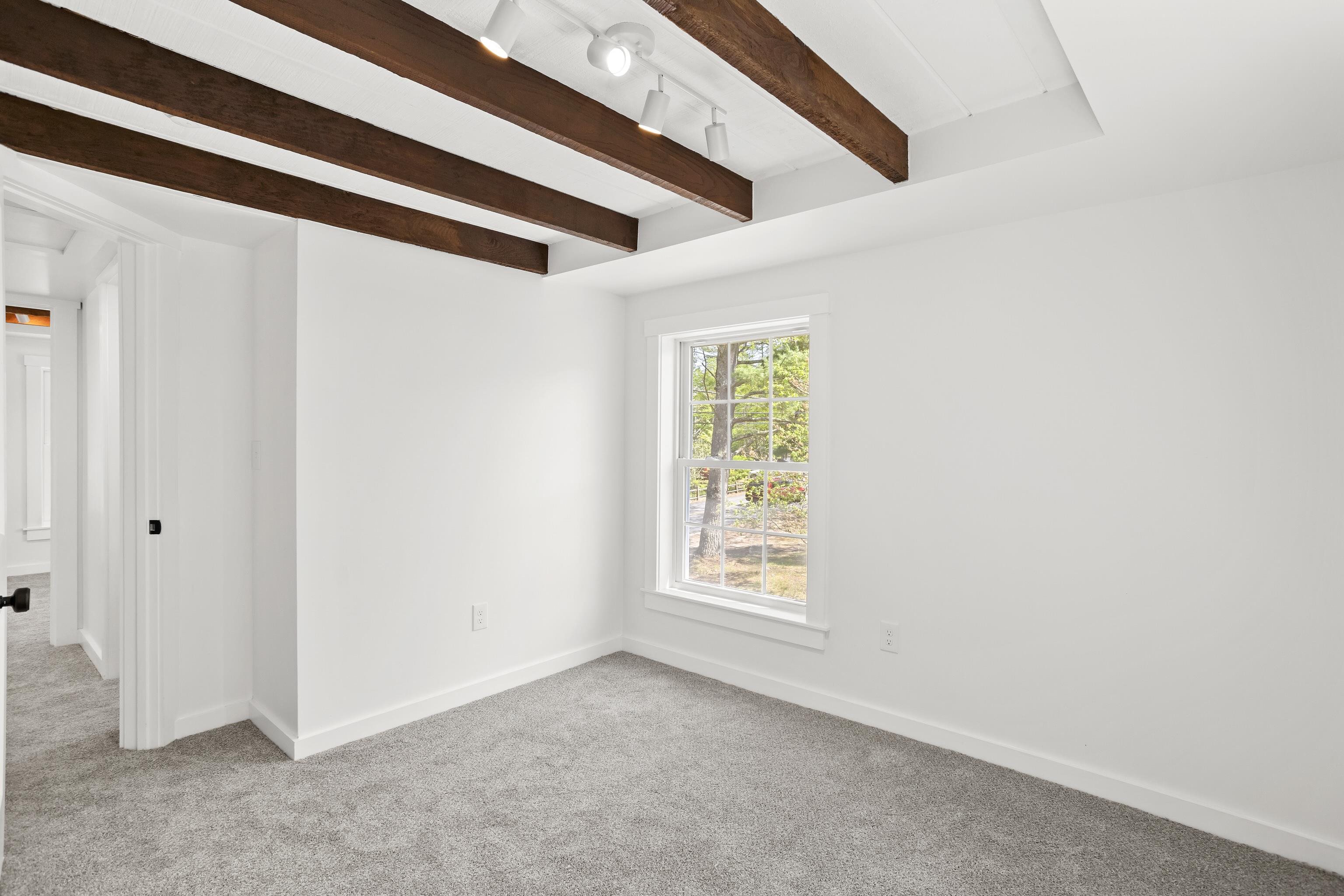 23 Depot Road Epping, NH 03042 - Photo 38 of 46