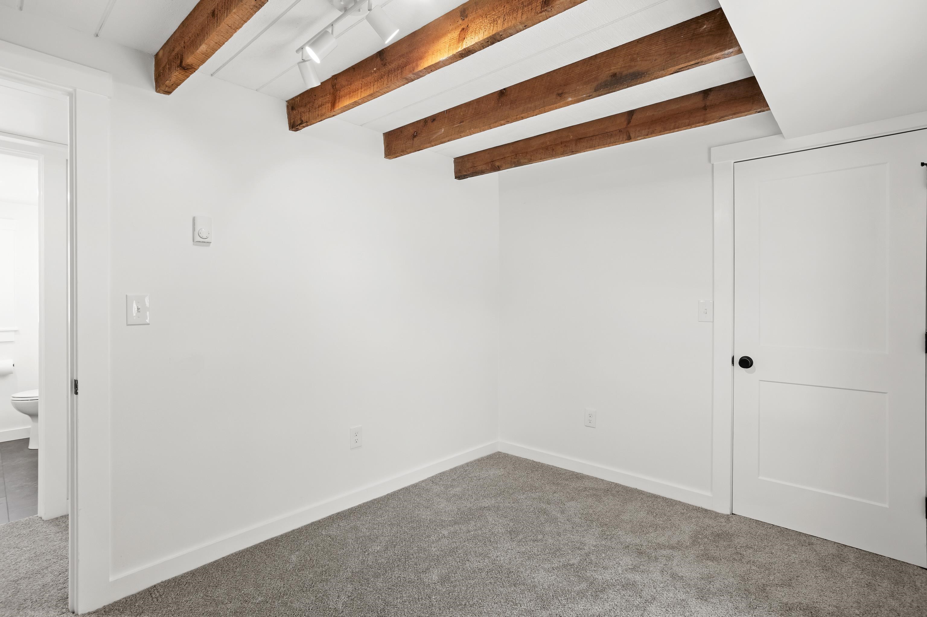 23 Depot Road Epping, NH 03042 - Photo 40 of 46